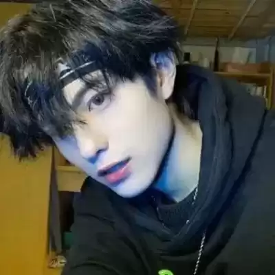邴琬莹